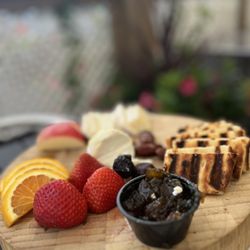 10 Rocks Tapas Bar & Restaurant - Artisan cheese board