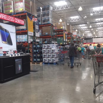 Costco - Well stocked - Discount Store Near Me - Sarasota, Florida