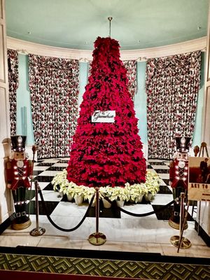 The Greenbrier by null