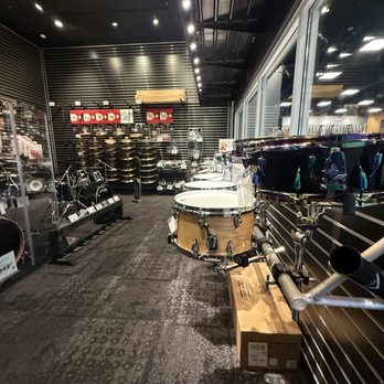 Guitar Center - Musical Instruments & Teachers Near Me - Tempe, Arizona Guitar Center - Musical Instruments & Teachers Near Me - Tempe, Arizona