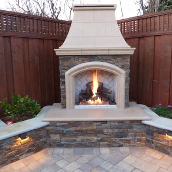 Hill Construction Company - Lit Outdoor Fireplace & Sitting Wall with low-voltage lighting - Landscaping Near Me - San Carlos, California Hill Construction Company - Lit Outdoor Fireplace & Sitting Wall with low-voltage lighting - Landscaping Near Me - San Carlos, California