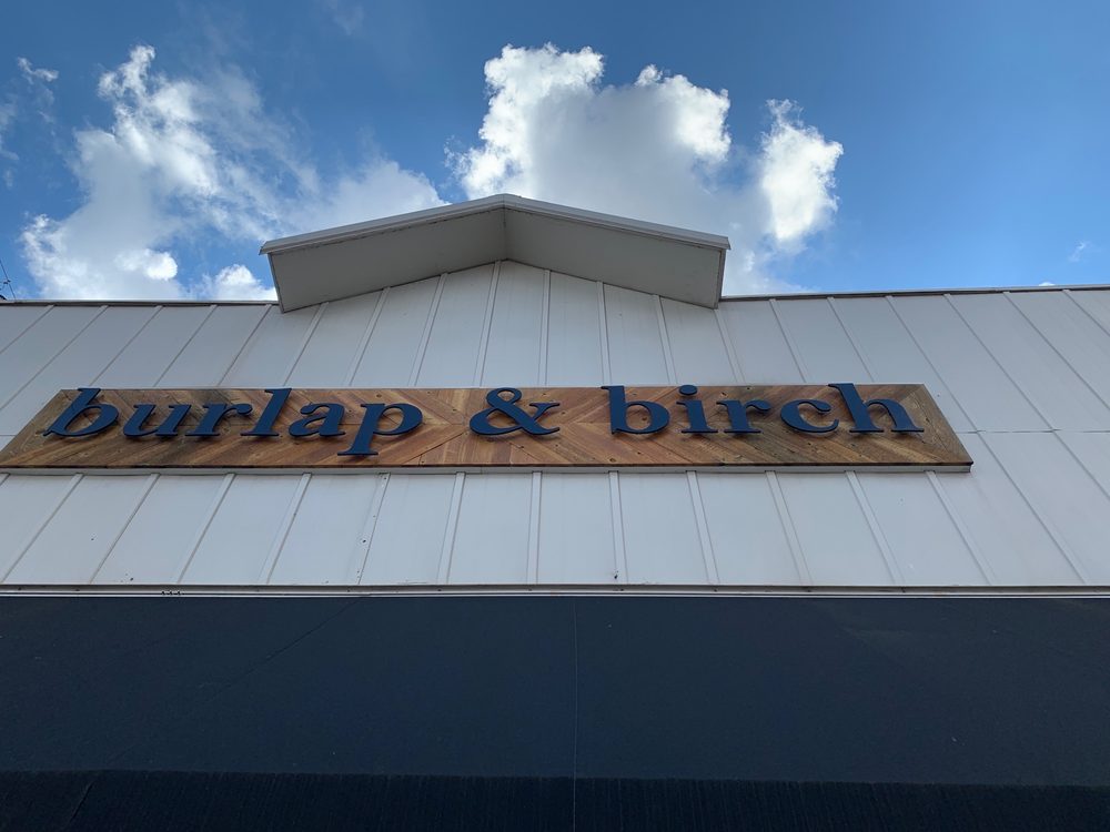 BURLAP & BIRCH Updated September 2024 50 S Bdwy St, Lebanon, Ohio