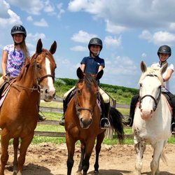 Meadowlarke Stables - Fun ride at summer camp