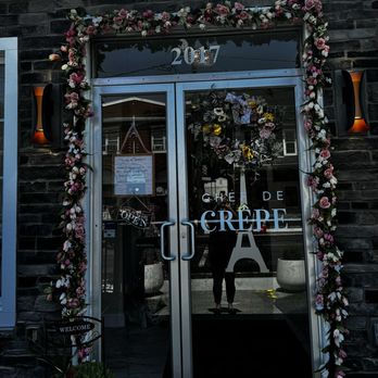 Chef de Crepe - Pretty inside and out - Creperies Near Me - Camp Hill, Pennsylvania Chef de Crepe - Pretty inside and out - Creperies Near Me - Camp Hill, Pennsylvania