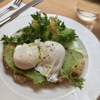 Daylesford Organic - Avocado Toast - British Near Me - London, XGL