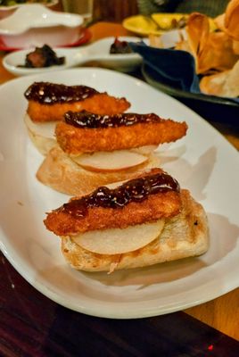 Isabella's Taverna & Tapas Bar by null