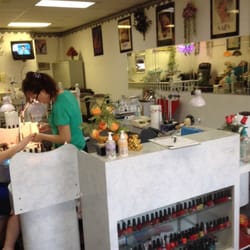 Nail City - Lobby.
