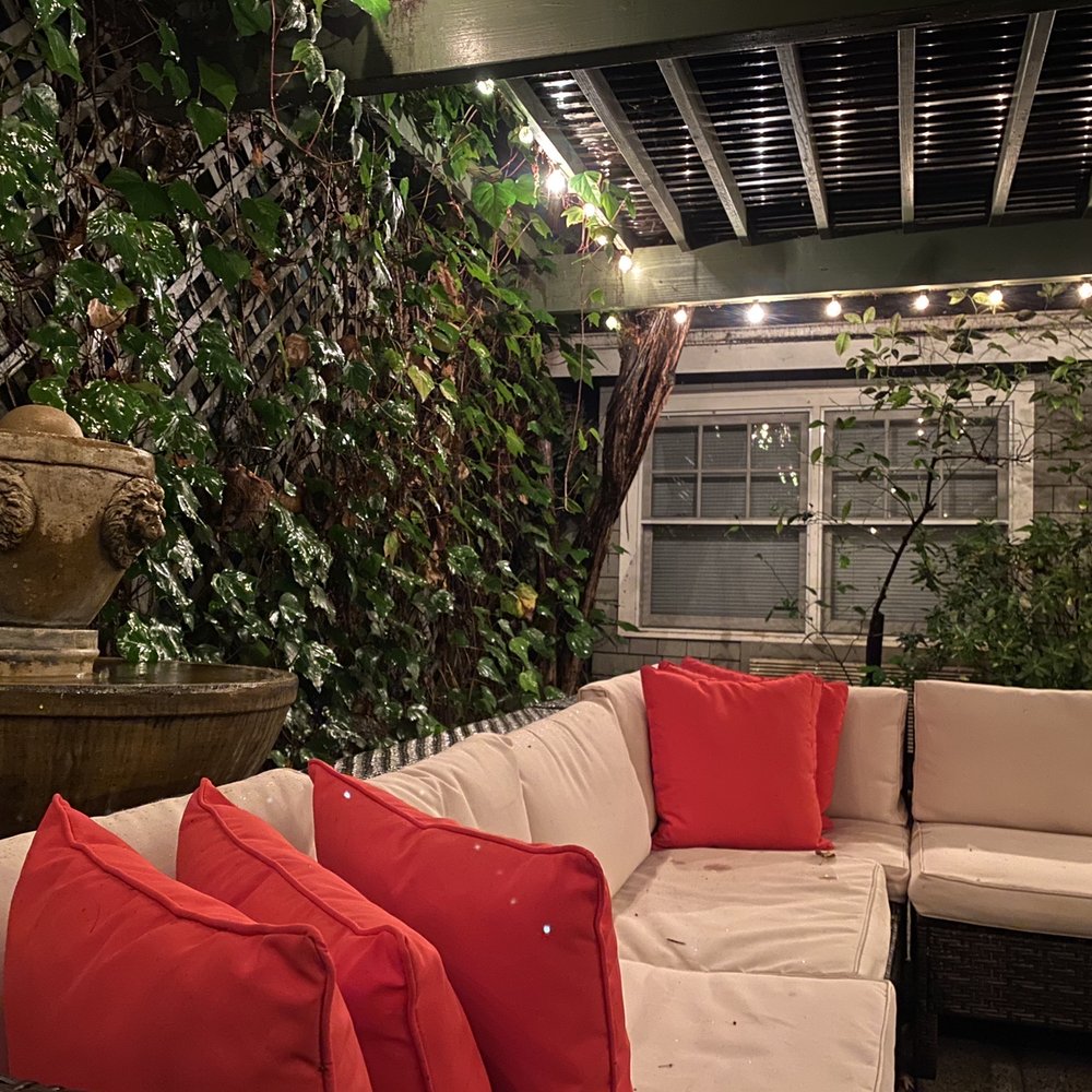 1801 First Inn - Patio - Bed & Breakfast Near Me - Napa, California