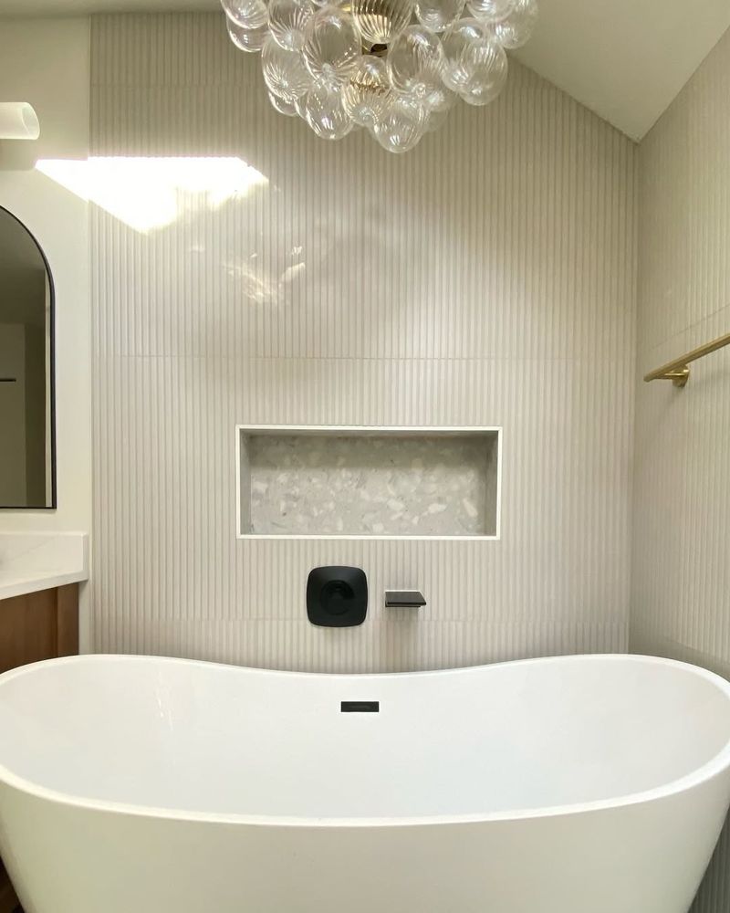 Slide of Aura Renovation