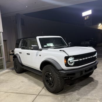Fahrney Ford - bronco - Car Dealers Near Me - Selma, California