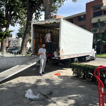 Eco Moving - Movers Near Me - Los Angeles, California Eco Moving - Movers Near Me - Los Angeles, California