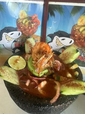 Mariscos El Tiburon by null