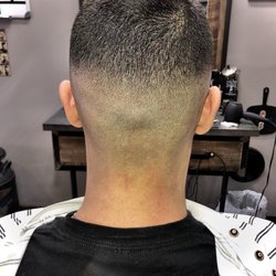 The Barbershop Establishment - Mid fade