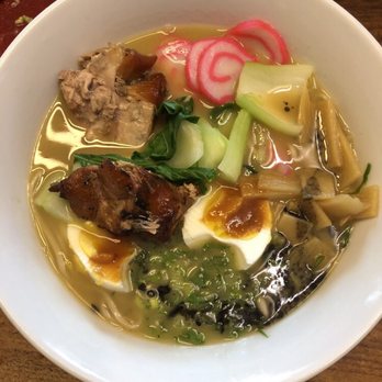 Star Noodle - Asian Fusion Near Me - Lahaina, Hawaii