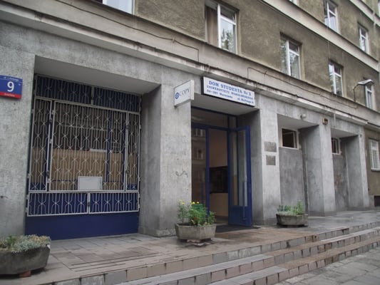 Dom Studencki Nr 3 Uniwersytetu Gdańskiego www.yelp.com