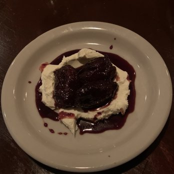 Vinoteca Poscol - Red wine dates with mascarpone - Wine Bars Near Me - Houston, Texas Vinoteca Poscol - Red wine dates with mascarpone - Wine Bars Near Me - Houston, Texas