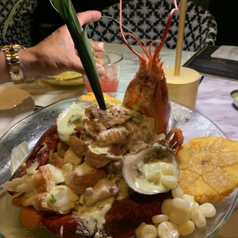CVI.CHE 105 - This was just the appetizer and was so amazing we got full with it alone. - Seafood Near Me - Miami, Florida
