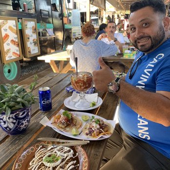 El Punto Foodtrucks - Food Trucks Near Me - Tijuana, BCN