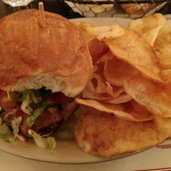 Raymond's - California chicken sandwich with house chips - American Near Me - Montclair, New Jersey Raymond's - California chicken sandwich with house chips - American Near Me - Montclair, New Jersey