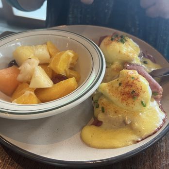Besaw's - Classic Eggs Benedict - Breakfast & Brunch Near Me - Portland, Oregon Besaw's - Classic Eggs Benedict - Breakfast & Brunch Near Me - Portland, Oregon