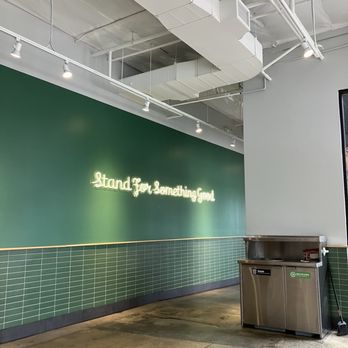 Shake Shack Brea - Burgers Near Me - Brea, California