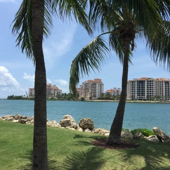 South Pointe Park - Parks Near Me - Miami Beach, Florida South Pointe Park - Parks Near Me - Miami Beach, Florida