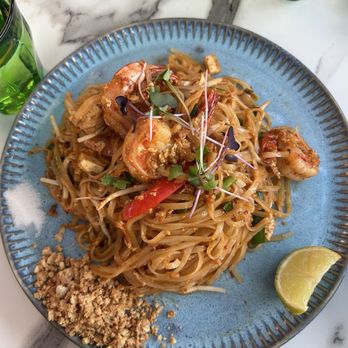 Chiang Mai - Shrimp tom yum pad thai - Thai Near Me - North York, Ontario Chiang Mai - Shrimp tom yum pad thai - Thai Near Me - North York, Ontario