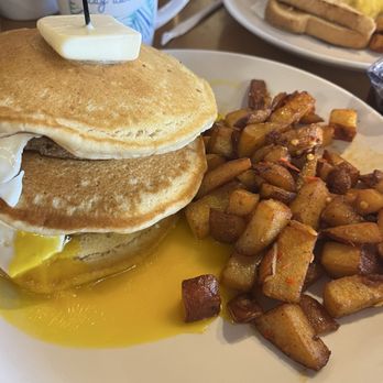 Brunch Snob - Sausage Stack with potatoes - Breakfast & Brunch Near Me - Phoenix, Arizona
