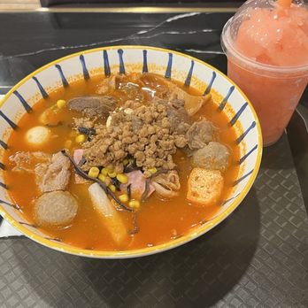 Happy Salad - Beef Lover Noodle Soup - Bubble Tea Near Me - Brooklyn, New York