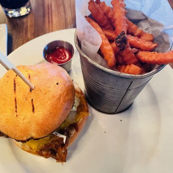 Liberty Station - Pulled pork sandwich and sweet potato fries - American Near Me - Scottsdale, Arizona