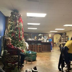 Story Brew Coffee Cafe - Large area for relaxation and enjoyment!