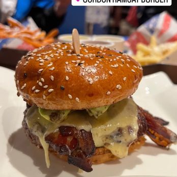 Gordon Ramsay Burger Las Vegas - Burgers Near Me - Las Vegas, Nevada Gordon Ramsay Burger Las Vegas - Burgers Near Me - Las Vegas, Nevada