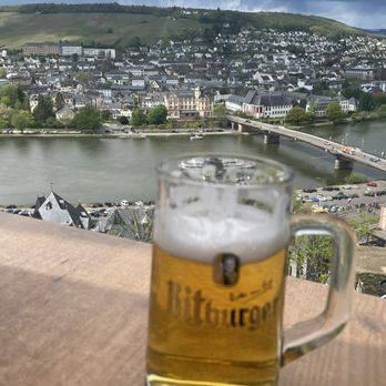 Schützenhaus - Enjoying a beer on the patio - Beer Garden Near Me - Bernkastel-Kues, RP Schützenhaus - Enjoying a beer on the patio - Beer Garden Near Me - Bernkastel-Kues, RP