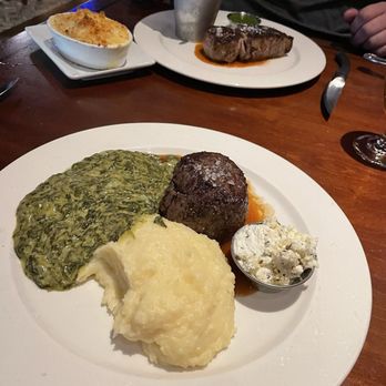 TOWN - Petite filet, Garlic Mashed Potatoes, Creamed Spinachcreamed - Steakhouses Near Me - San Carlos, California