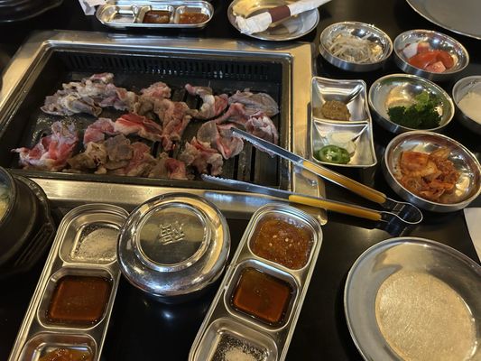 GG KOREAN BBQ by null