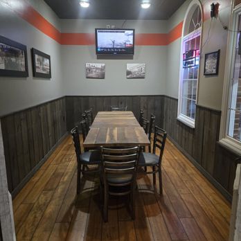 Momma Goldberg's Deli - Party Room - Delis Near Me - Auburn, Alabama