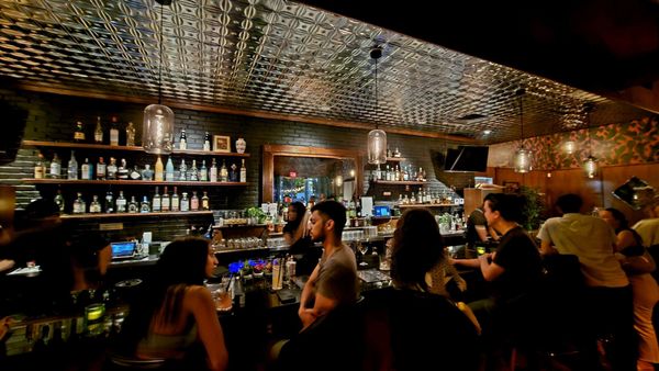 Jethro's Cocktail Lounge by null