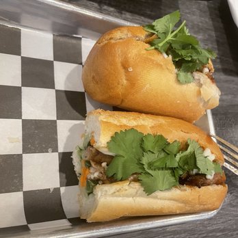 Pho Barr - Chicken Bahn Mi - Vietnamese Near Me - Dickinson, Texas