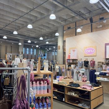 Urban Outfitters - Men's Clothing Near Me - Austin, Texas Urban Outfitters - Men's Clothing Near Me - Austin, Texas