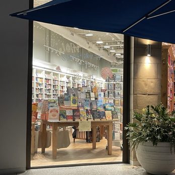 DIESEL, A Bookstore - Outside of the bookstore. - Bookstores Near Me - San Diego, California