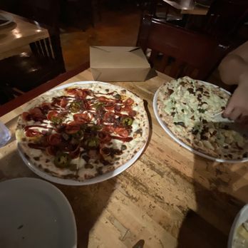 Cane Rosso - PBR and CBP - Pizza Near Me - Fort Worth, Texas Cane Rosso - PBR and CBP - Pizza Near Me - Fort Worth, Texas