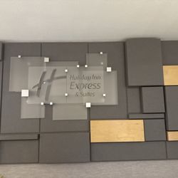 Holiday Inn Express & Suites Fort Worth Downtown