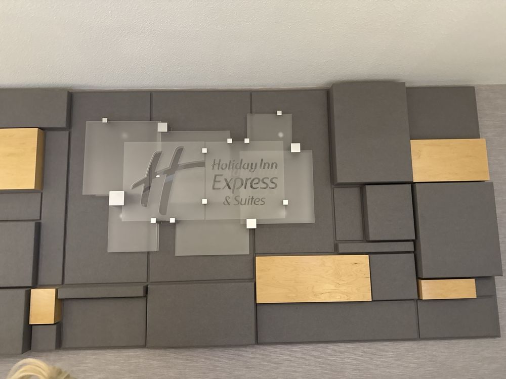 Holiday Inn Express & Suites Fort Worth Downtown - wedding in Fort Worth, TX