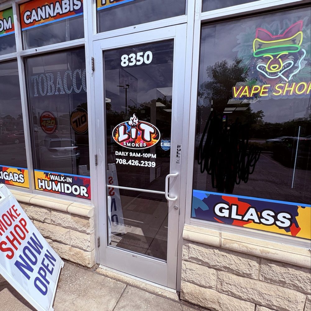 Lit Smokes - Entrance - Tobacco Shops Near Me - Riverside, Illinois