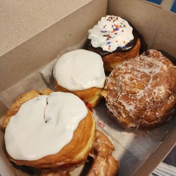 Paula's Donuts - Donuts Near Me - Tonawanda, New York