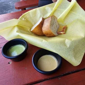 Lima Peruvian Restaurant - Starter bread and spicy dips! - Peruvian Near Me - Beaverton, Oregon