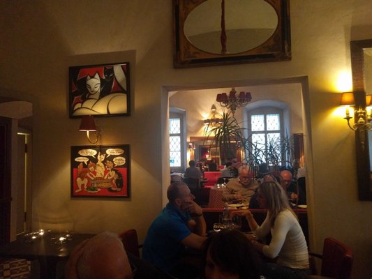 Cafe de Paris by null