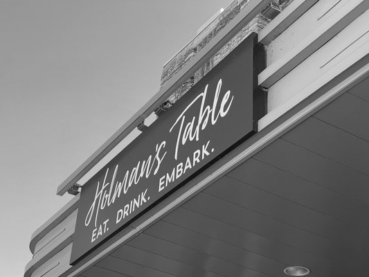 Holman's Table by null