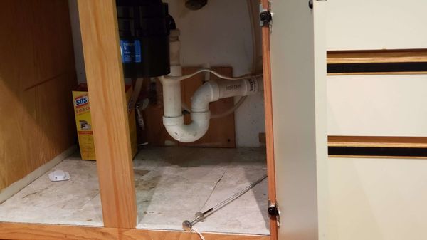 KB Plumbing & Heating Logo