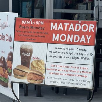 Chick-fil-A - Fast Food Near Me - Northridge, California